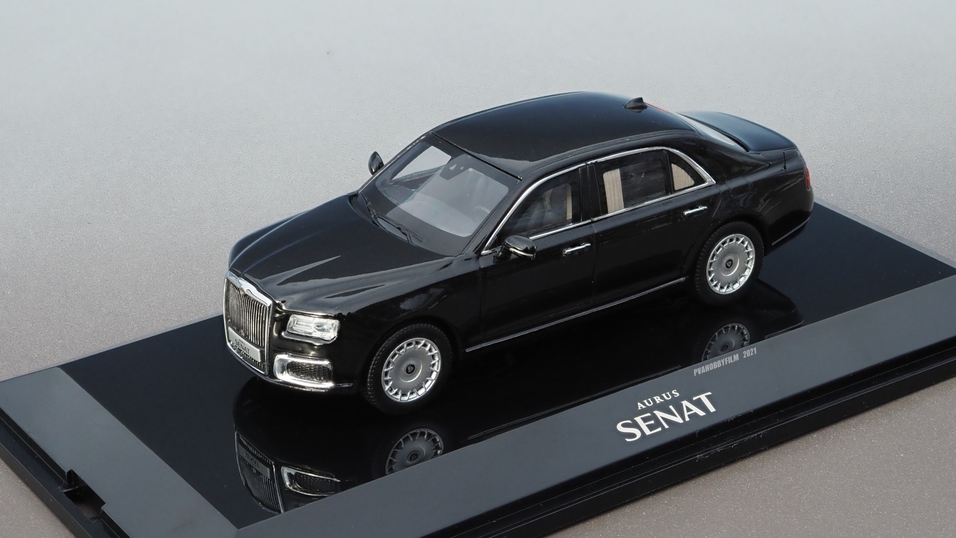 Aurus Senat, 2018 (1/43 DiP models #412301) — Сообщество «Масштабные  Модели» на DRIVE2