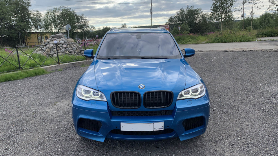 BMW X5 ///M40d LONG BEACH BLUE