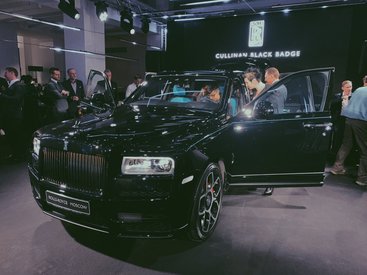 Чёрный алмаз: воспоминания о российской премьере Rolls-Royce Cullinan Black  Badge — «Новые модели и концепты» на DRIVE2