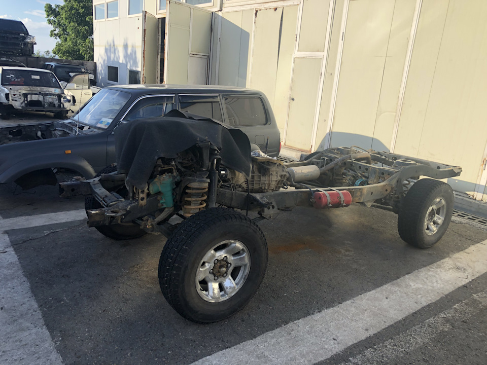 Шпилька на выпускной коллектор. — Toyota Land Cruiser 80, 4,2 л, 1994 ...