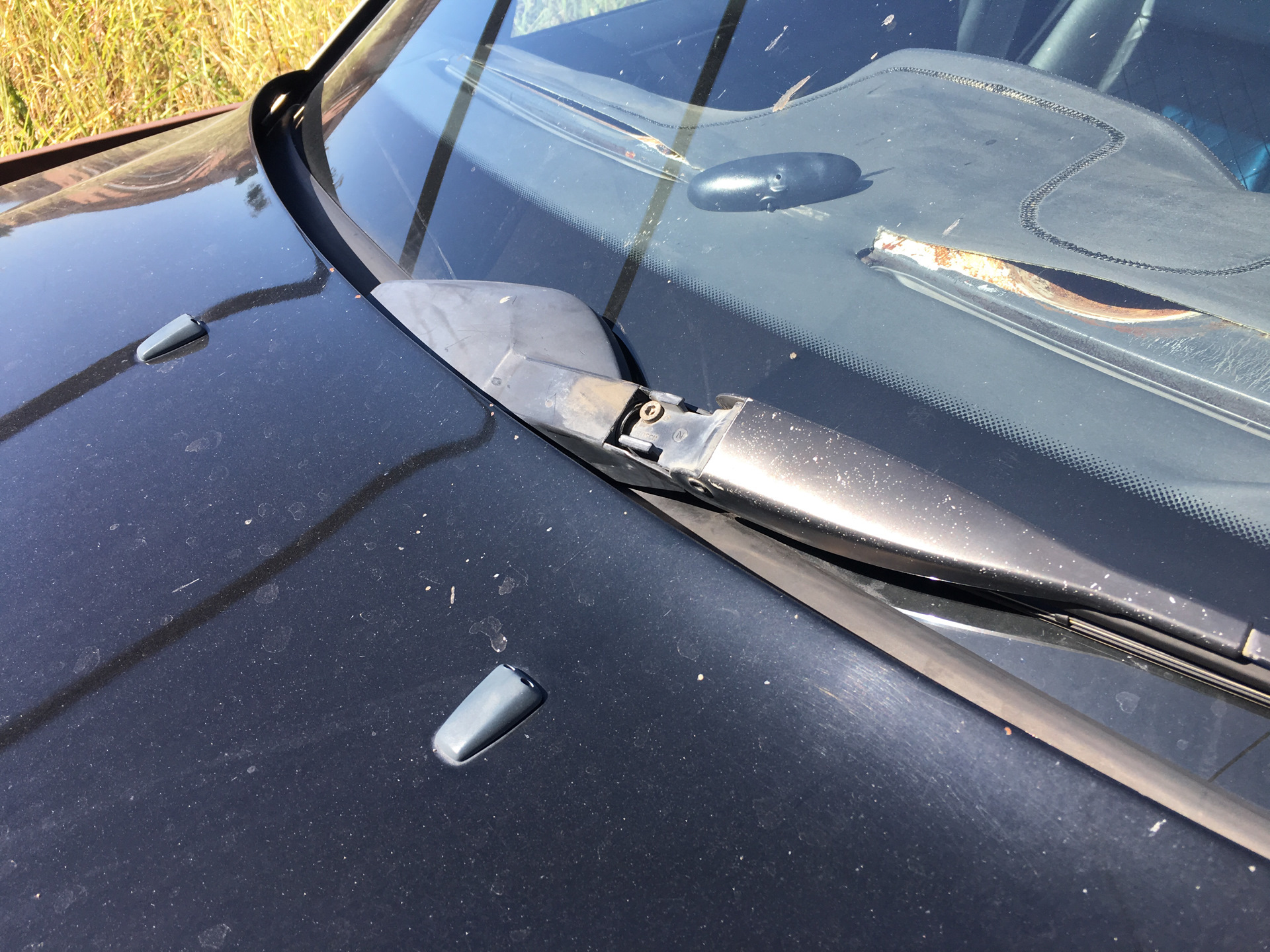 дворники на мерседес w124. стеклоочиститель мерседес w124. дворник мерседес 124. Mercedes w124 дворник. дворник w124.