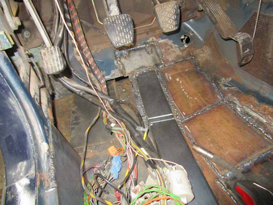 Самодельные пороги на w202 из стали 2.0мм часть 2 — Mercedes-Benz C ...