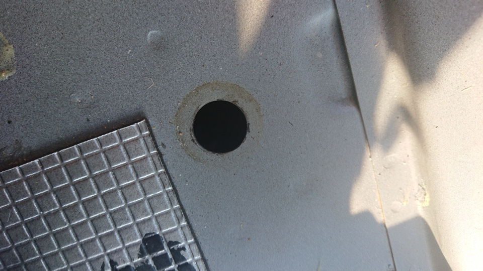 Чем заменить штатную шумоизоляцию пола - 81 фото