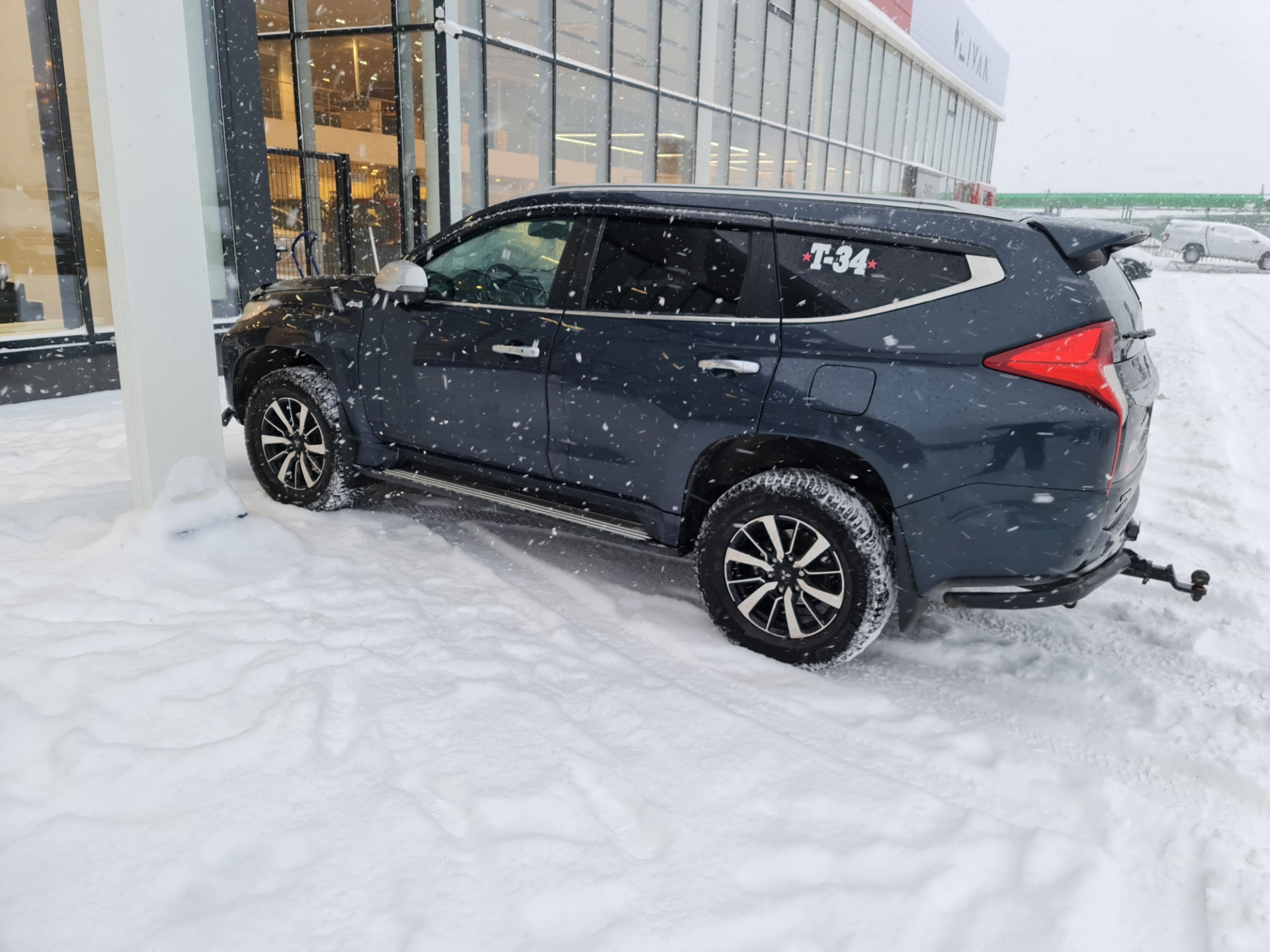 Митсубиси спорт 2017 года