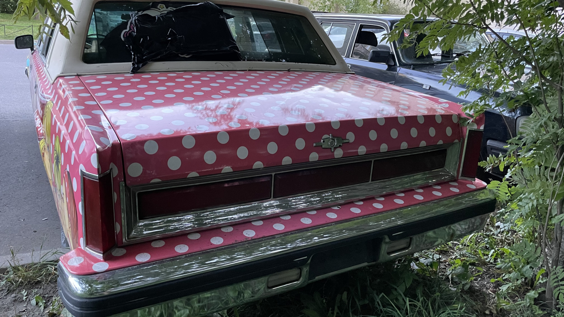 Lincoln Town Car I 5.0 бензиновый 1982 | V8, 5.0 1982 «PinUp» на DRIVE2