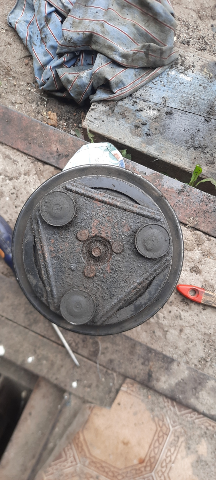 Замена подшипника шкива кондиционера — Ford Mondeo II, 2 л, 1998 года ...