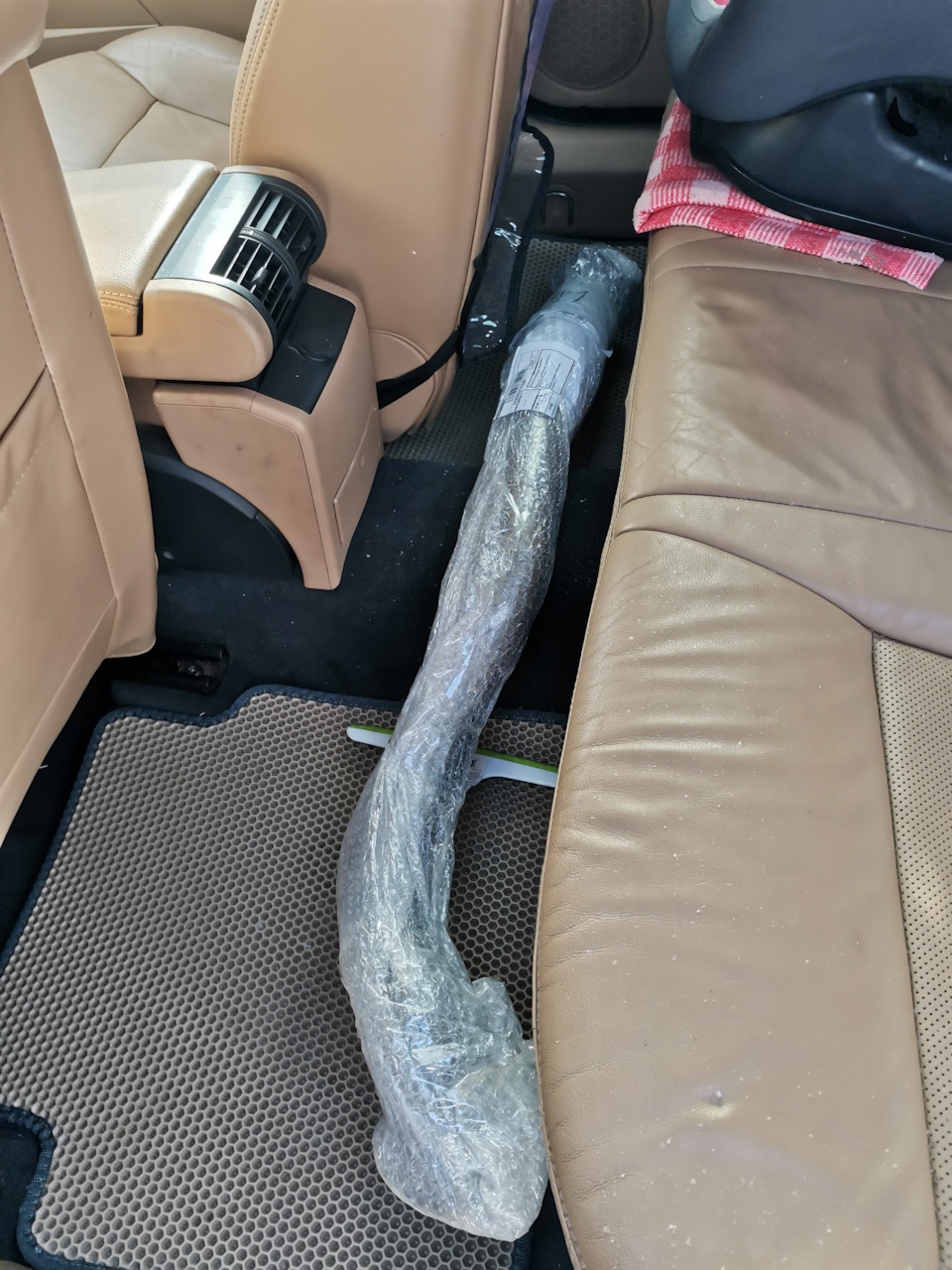 №9 Запах выхлопа в салоне — Opel Vectra C, 1,9 л, 2005 года | своими ...