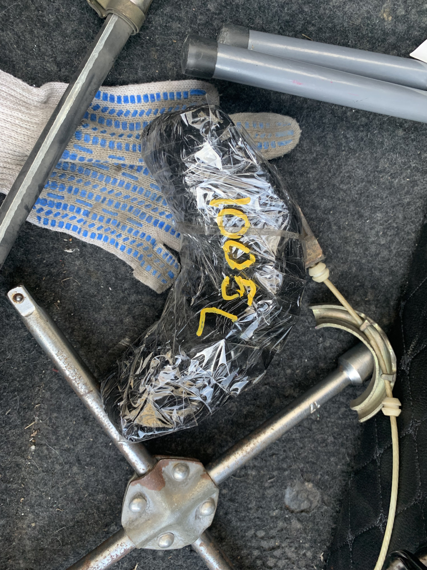 Новый аккумулятор и ножной(стояночный) тормоз или ремонт ходовой ч2 ...