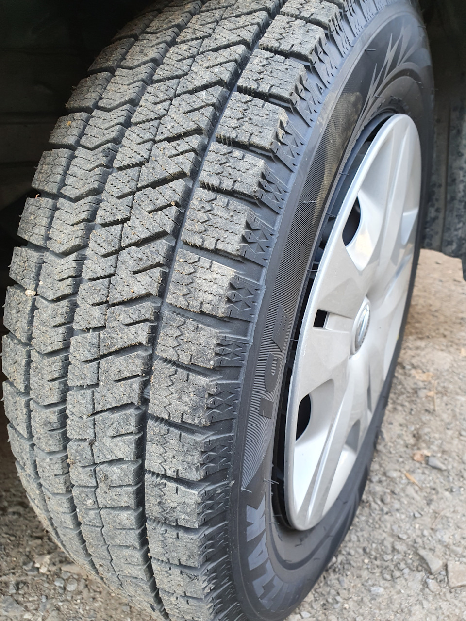 Новая резина Bridgestone Blizzak Ice — Nissan Almera Classic (B10), 1,6 ...