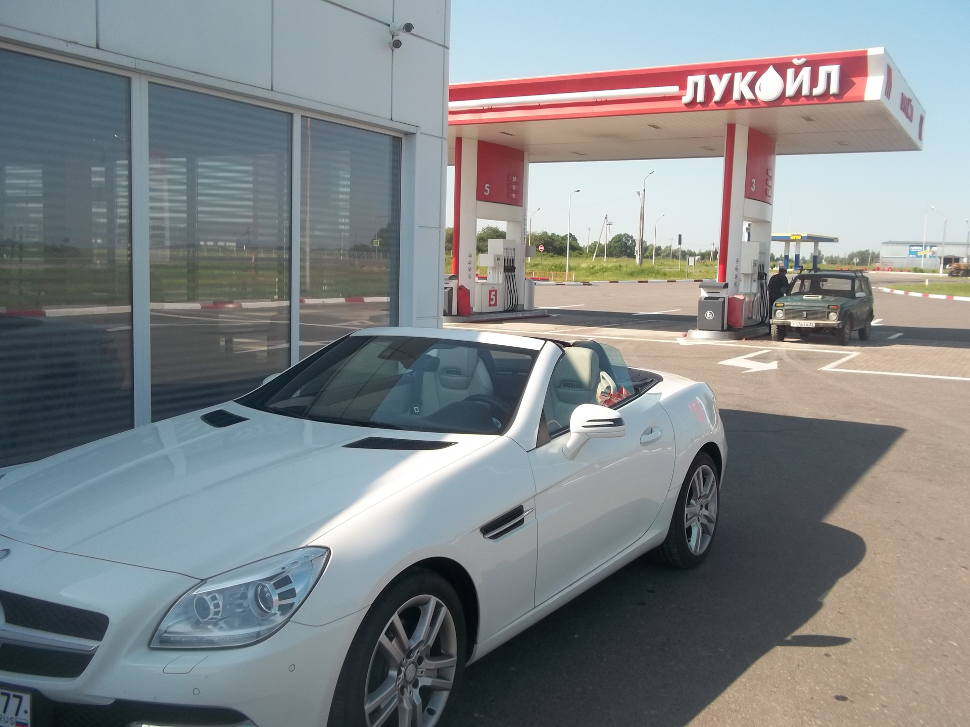 R172 Mercedes Benz SLK class