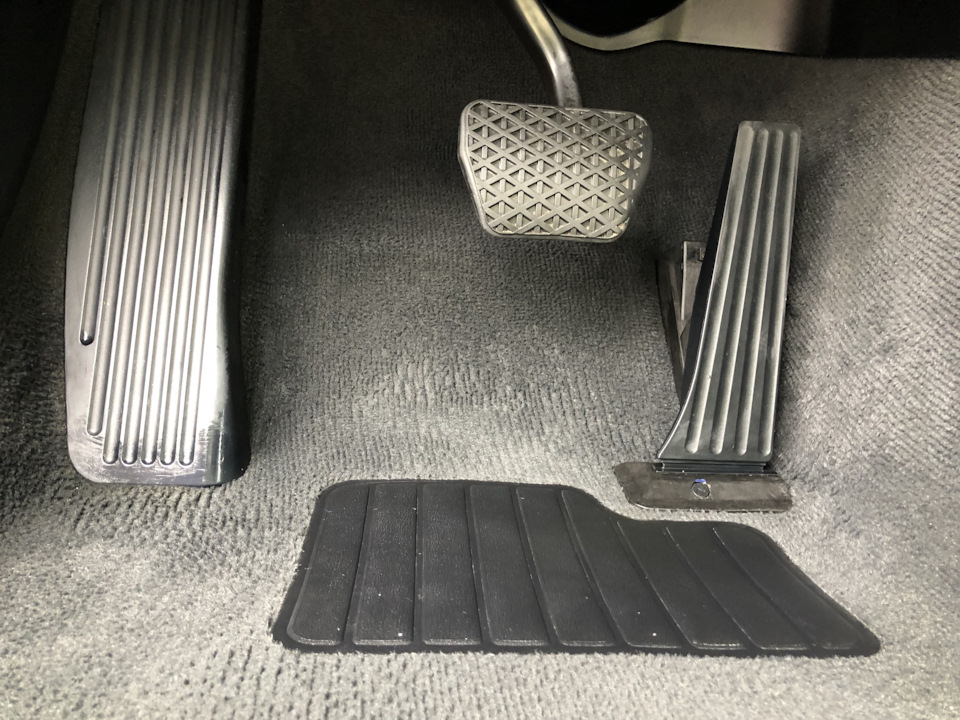 Безштоковая педаль газа — BMW 3 series (E90), 3 л, 2007 года ...