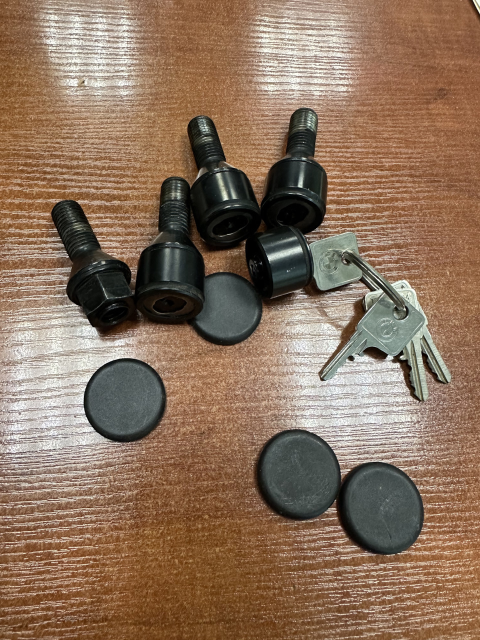 Фото в бортжурнале BMW 5 series (E28)