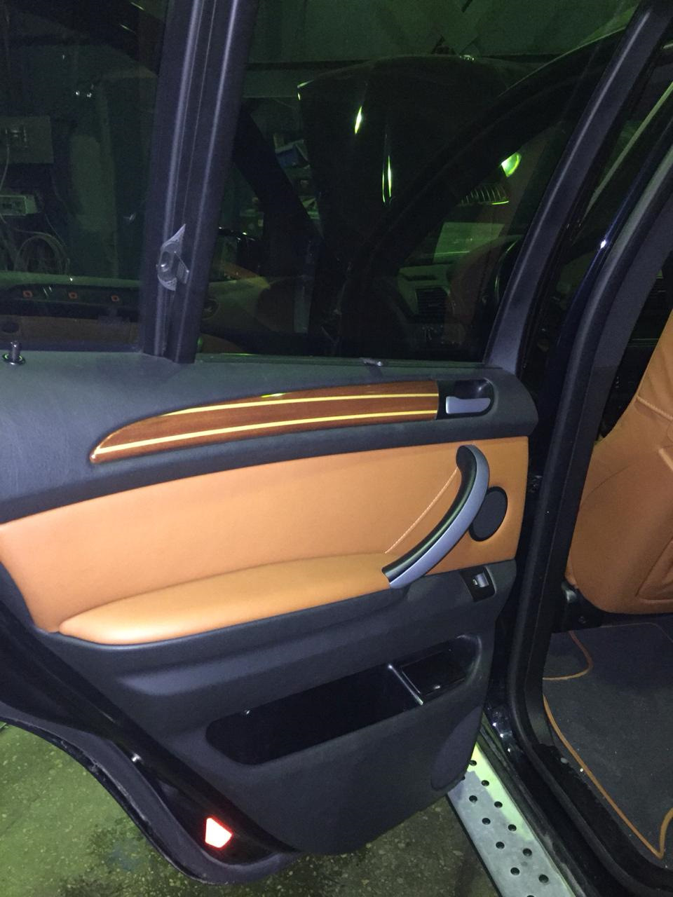 Фото в бортжурнале BMW X5 (E53)