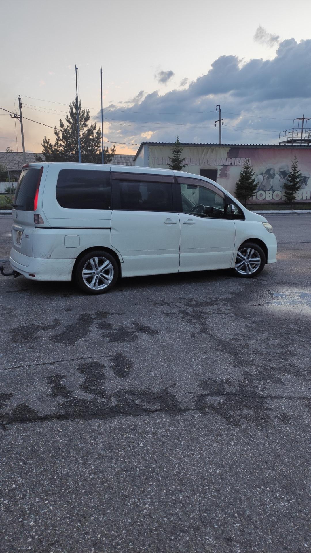 Nissan Serena c25 диски