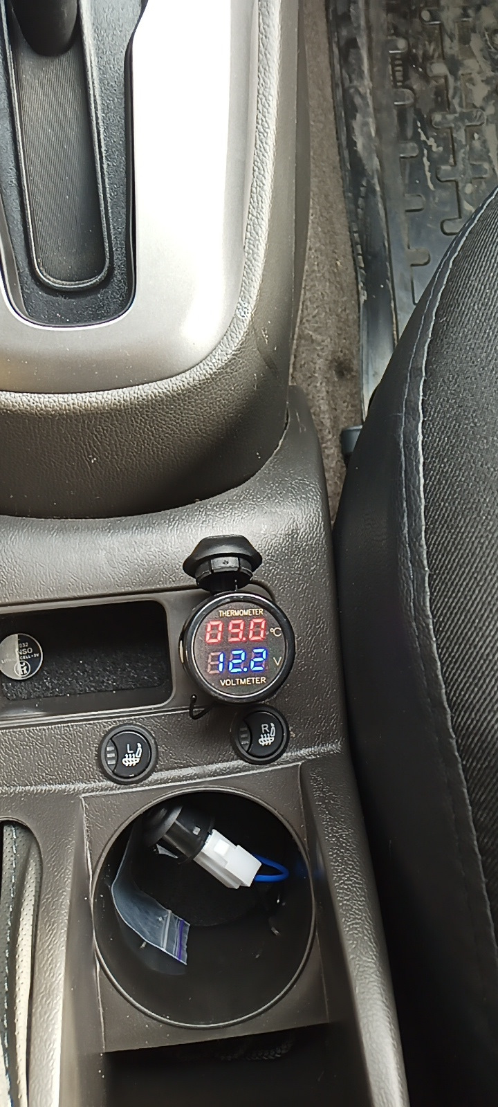 Показометр температуры в салоне — Chevrolet Cobalt (2G), 1,5 л, 2022 ...