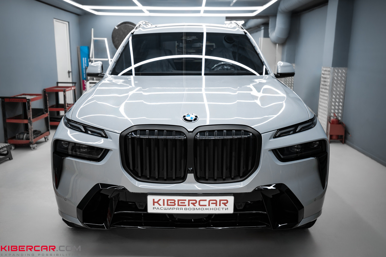 BMW X7: оклейка кузова антигравийной пленкой — KiberCar (Киберкар) на DRIVE2