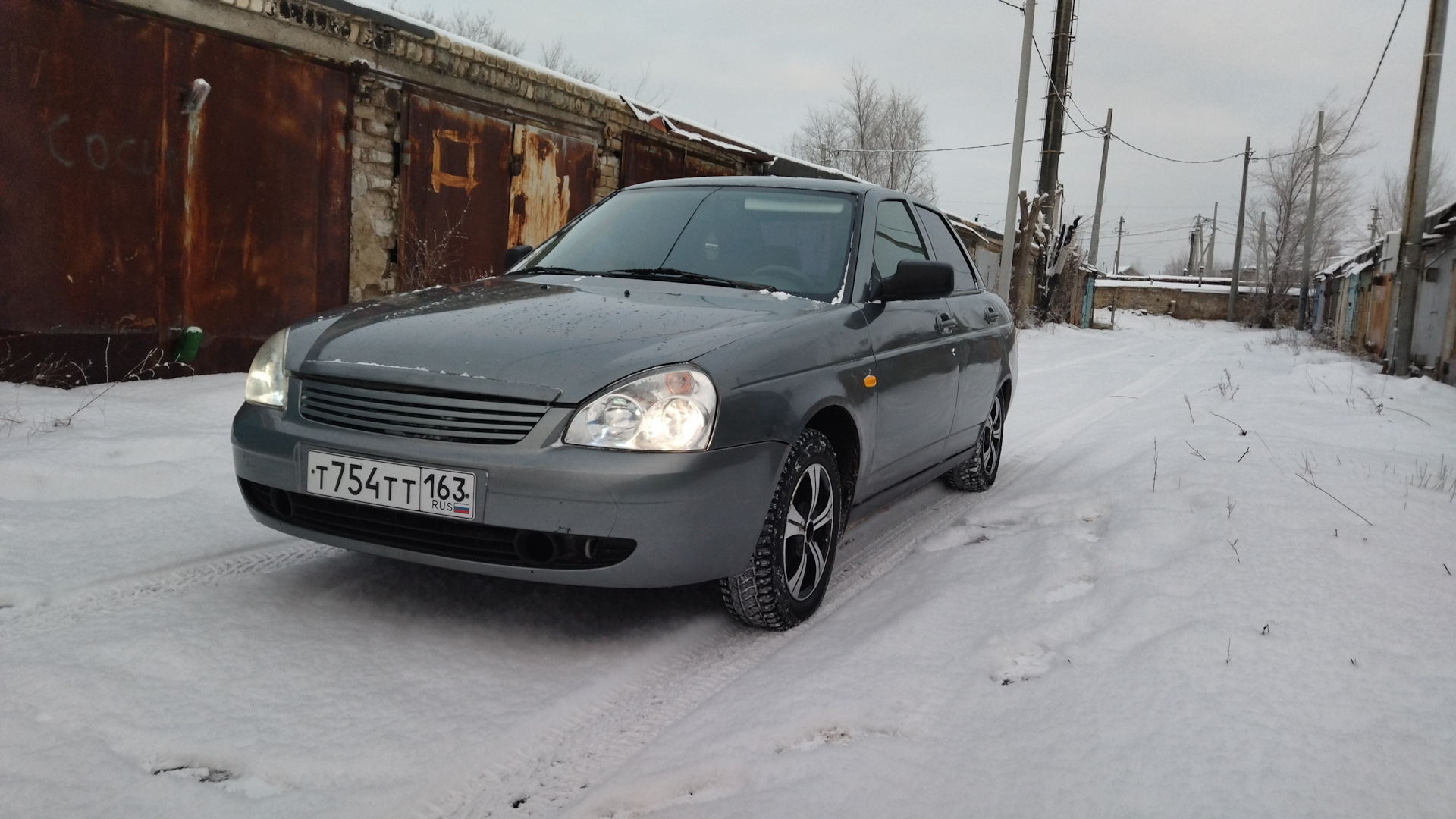 Lada Приора седан 1.8 бензиновый 2008 | Серо-зеленый металлик на DRIVE2