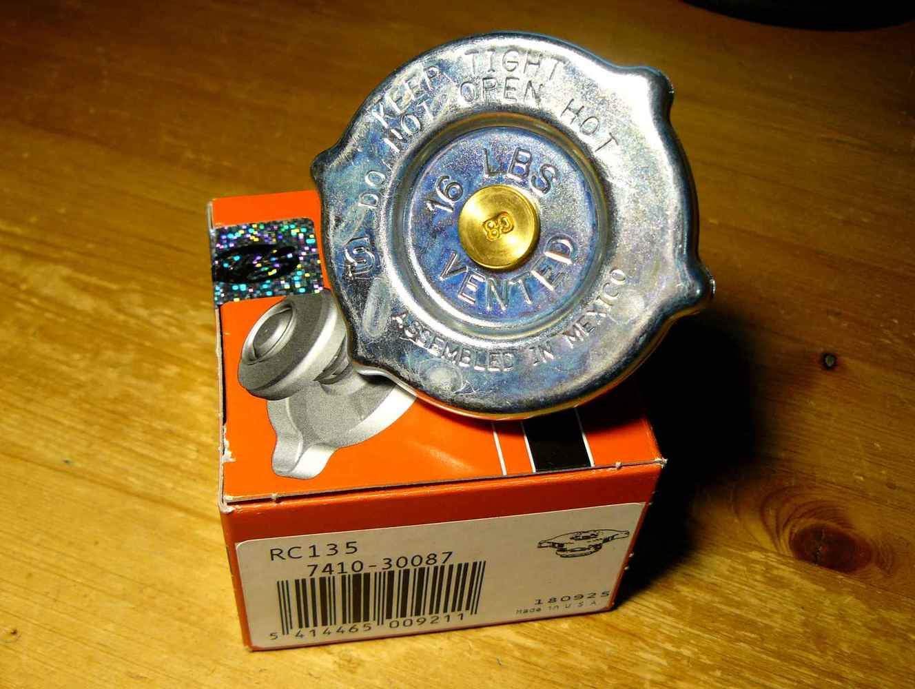 Крышка gates chrysler. Крышка радиатора крайслер 52079880аа. Крышка радиатора додж караван 2. Крышка радиатора додж неон 2. Крышка радиатора караван.