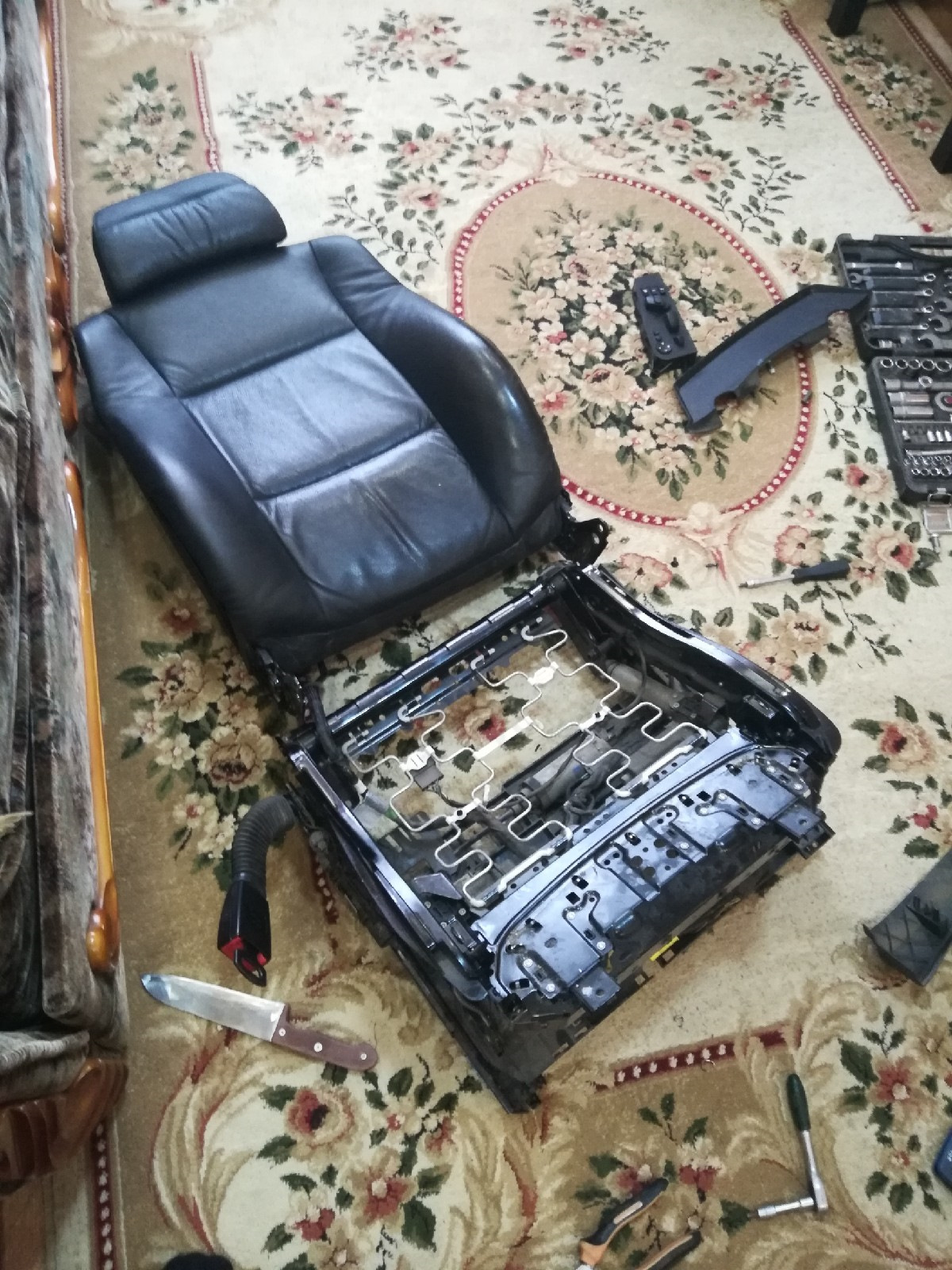 Подогрев сидений бмв е39. BMW e39 подогрев сидений. Сиденья БМВ e39 подогрев. Подогрев сидений e60.