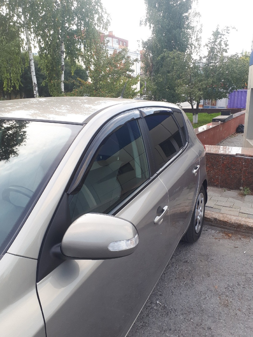 Дефлекторы REIN — KIA Ceed (1G), 1,6 л, 2011 года | тюнинг | DRIVE2