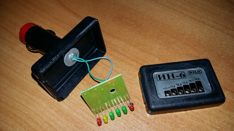 Были колоночки для компьютера, теперь для телефона. — Opel Kadett E, 1 ...