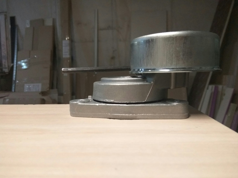 Почему слетает ремень навесного (поликлиновый) — Nissan Primera (P12 ...