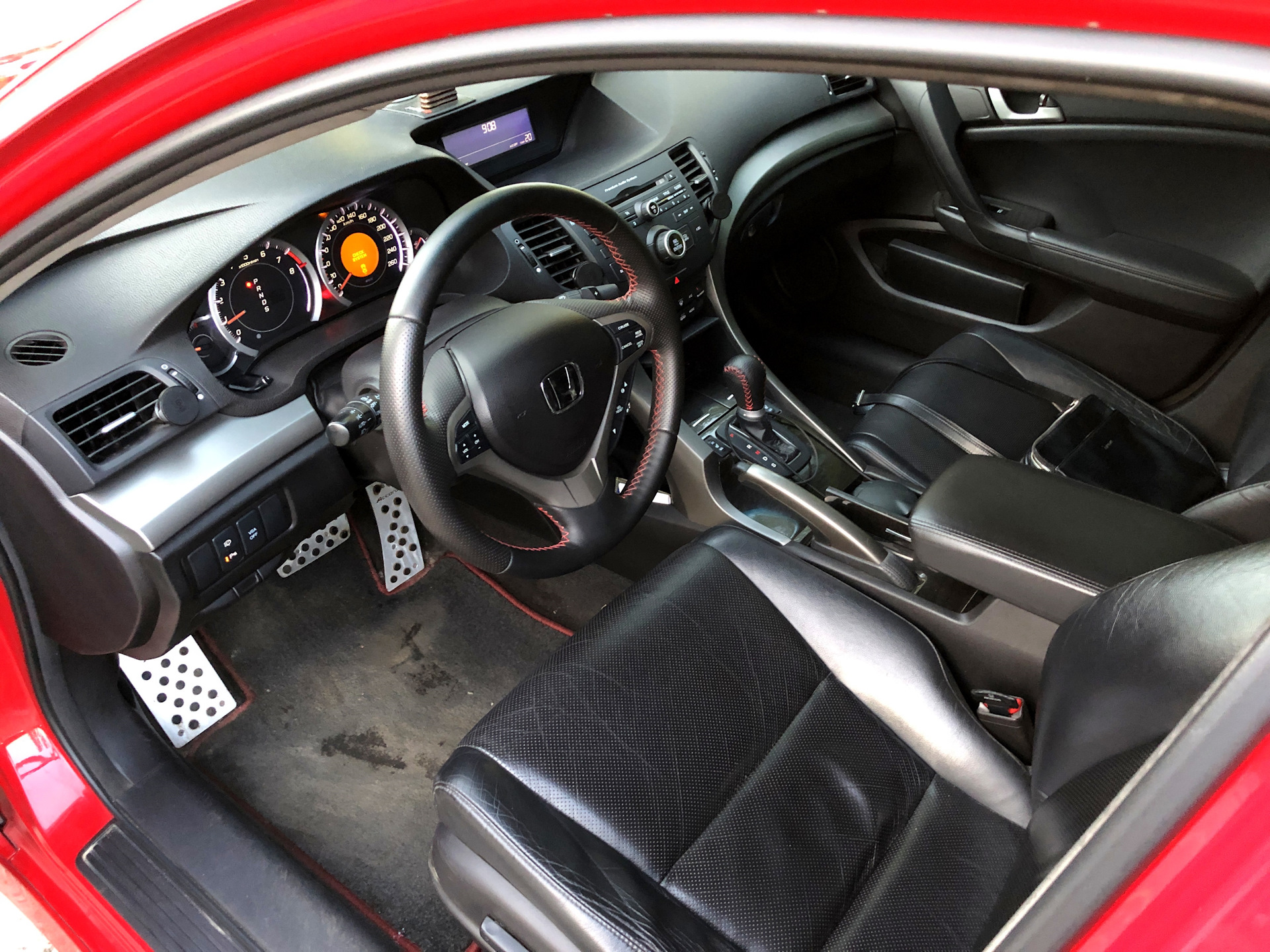 4. Как открыть хонду аккорд 8. Как открыть хонду аккорд 8. Как открыть хонду аккорд 8. Honda accord viii 2011 салон.