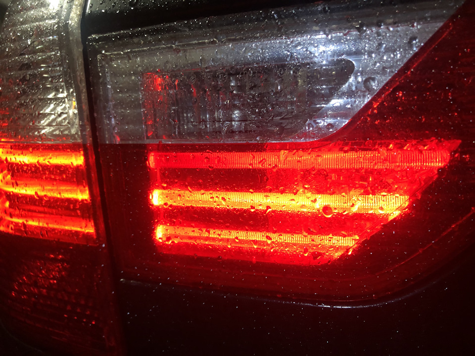 Замена заднего фонаря или как я его сломал))) — BMW X3 (E83), 3 л, 2004 ...