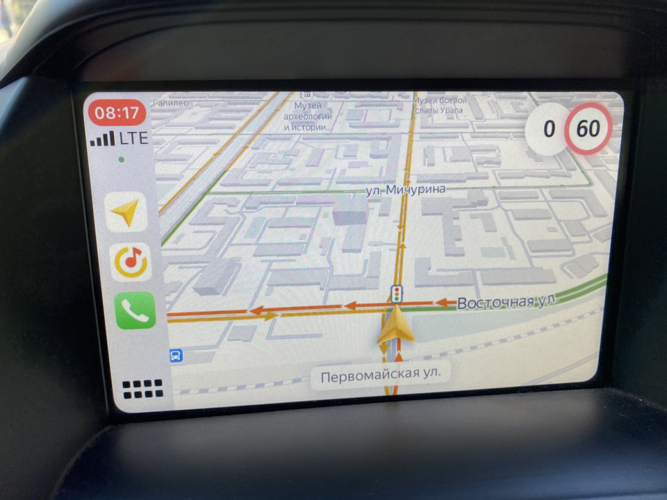 Яндекс навигатор в CarPlay. — Ford Kuga (2G), 1,6 л., 2014 года