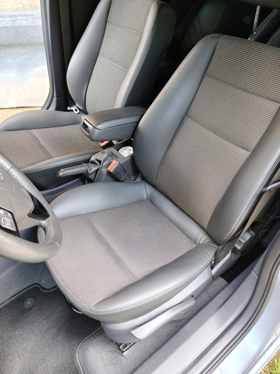 Фото в бортжурнале Opel Astra H