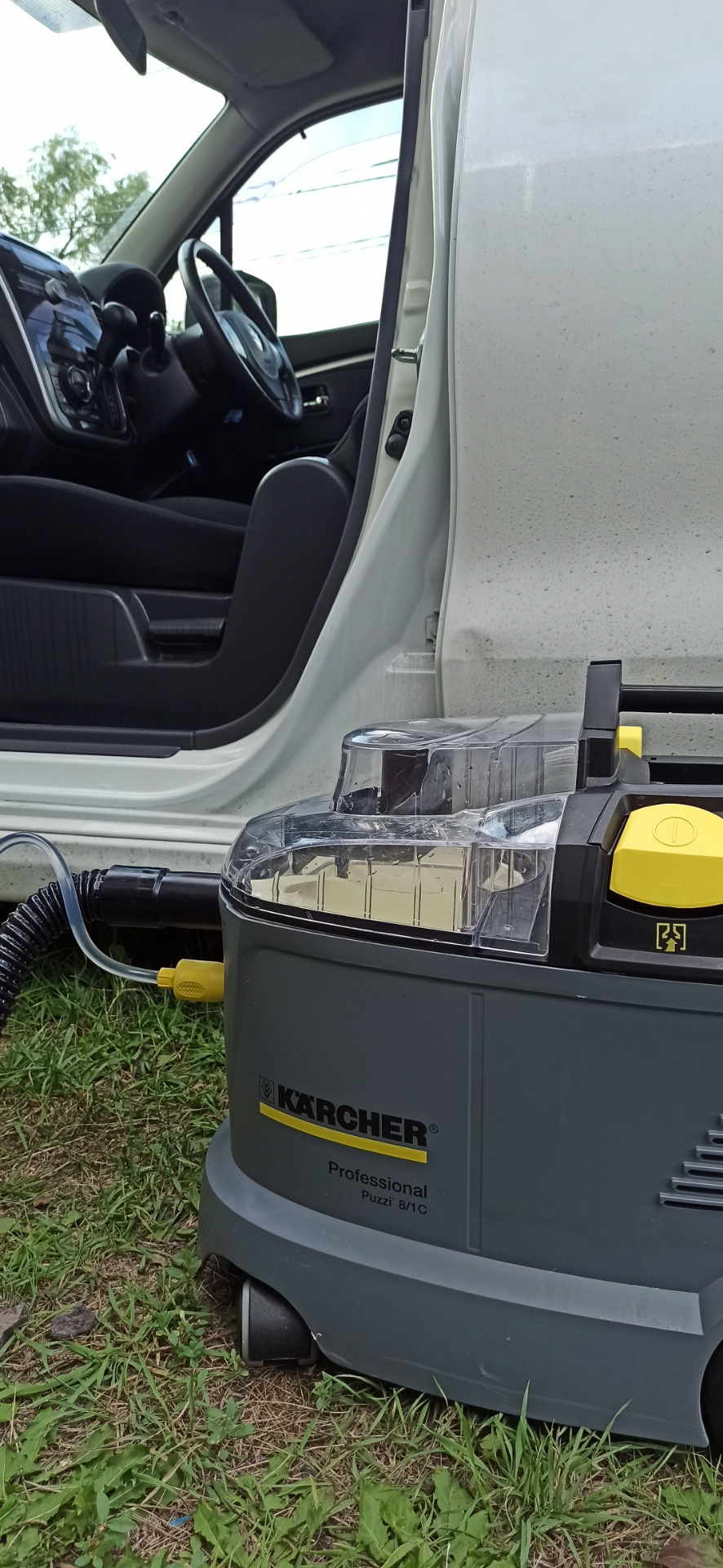 Чистка Сидений Моющий Пылесос Karcher Puzzi 8/1 C💦 — Suzuki Wagon R (1G ...