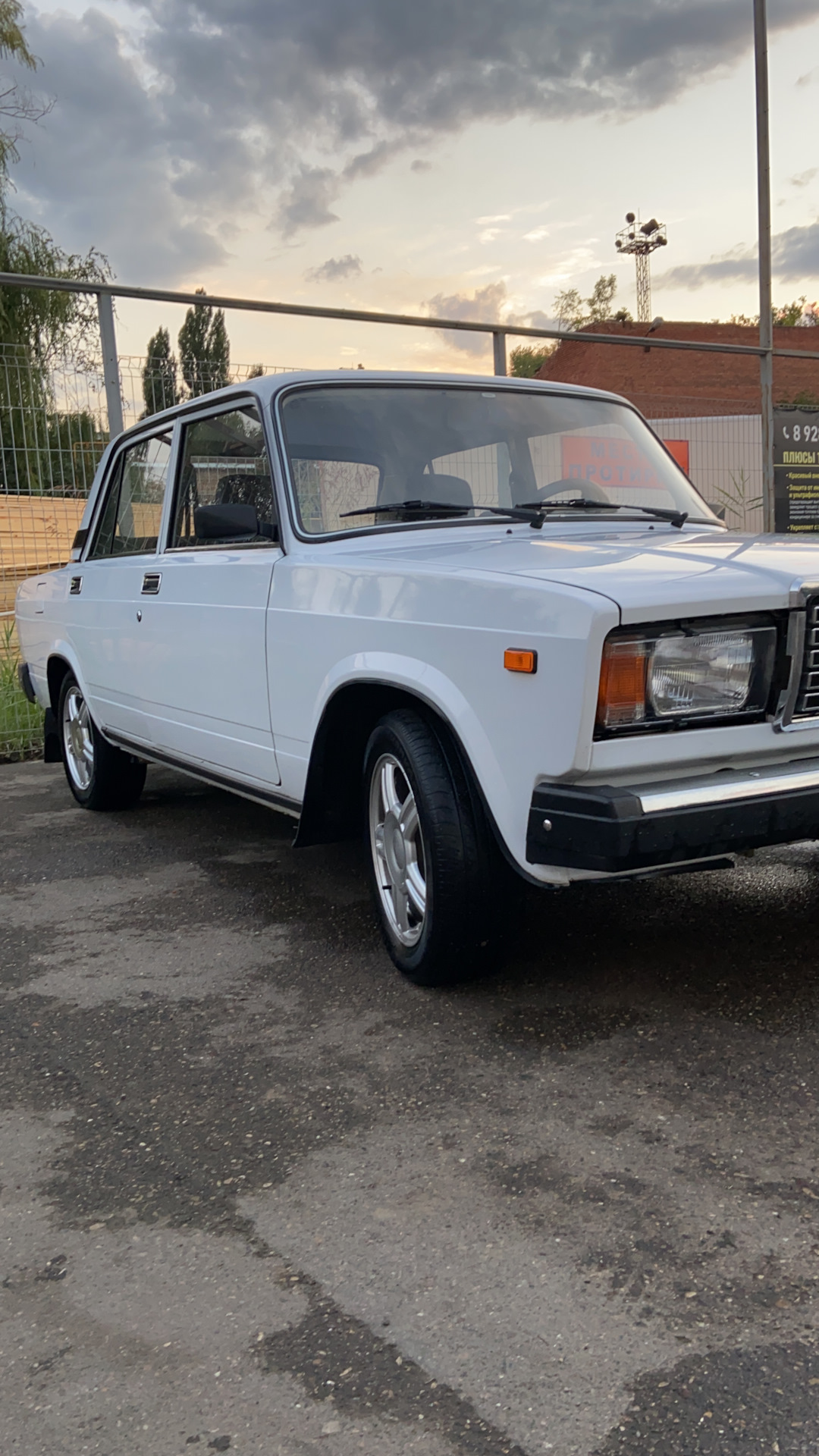 Lada 210740 Lada 2107