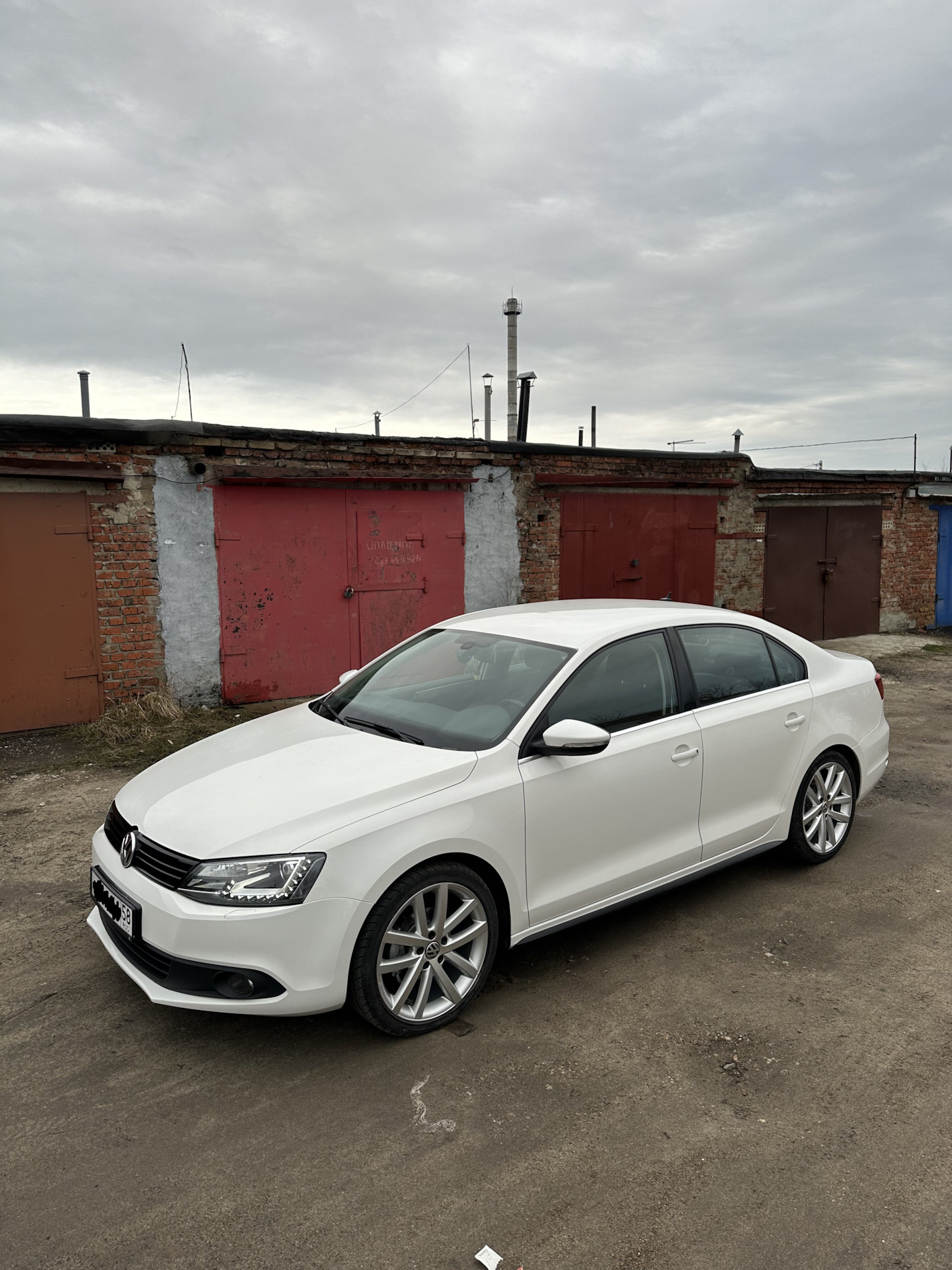 Летние Колёса Vancouver — 7,5JX18 ET51 — Volkswagen Jetta VI, 1,6 л, 2012  года | колёсные диски | DRIVE2