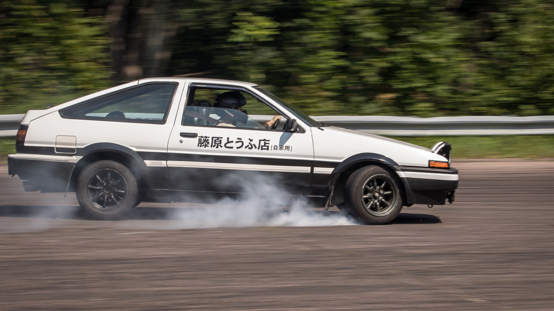 Toyota Sprinter Trueno (85) 1.6 бензиновый 1984 | Тофу-мобиль на DRIVE2