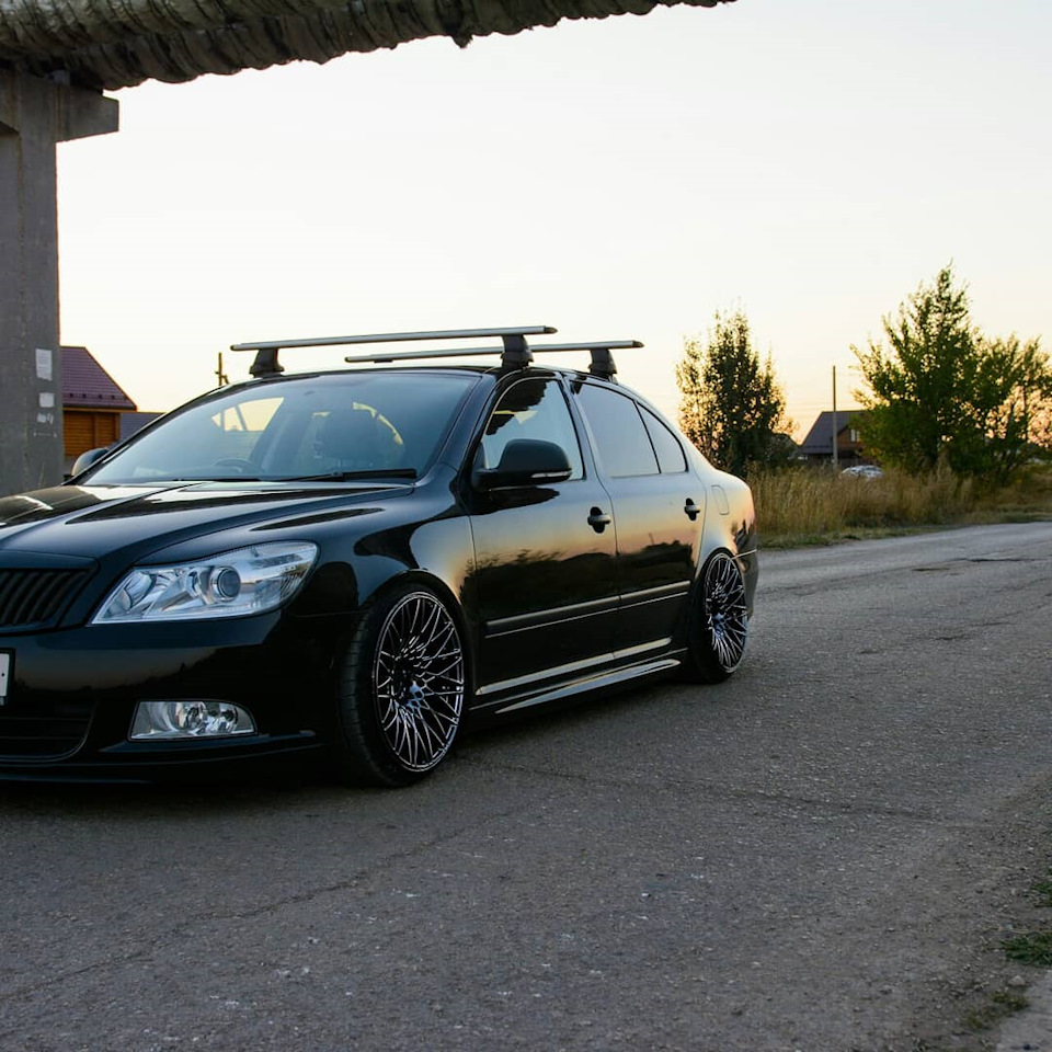 Губа, пороги (накладка на пороги) Octavia a5 fl. Б/у | 10 000 ₽ в ...