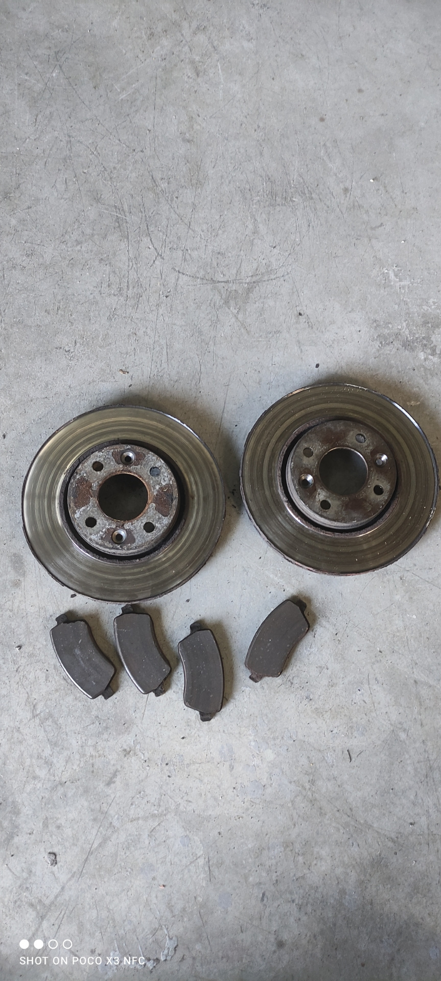 Тормозные диски ATC + тормозные колодки Miles ceramic — Lada Vesta (1G ...