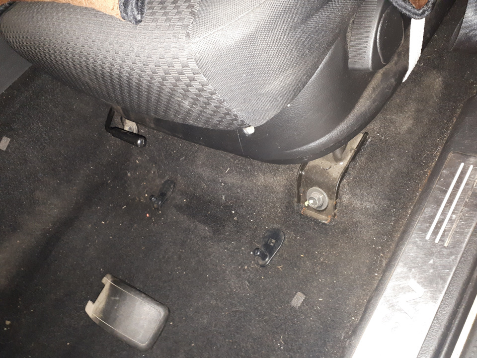 Блок реле и предохранителей, Техническое обслуживание и ремонт Инструкция по экс