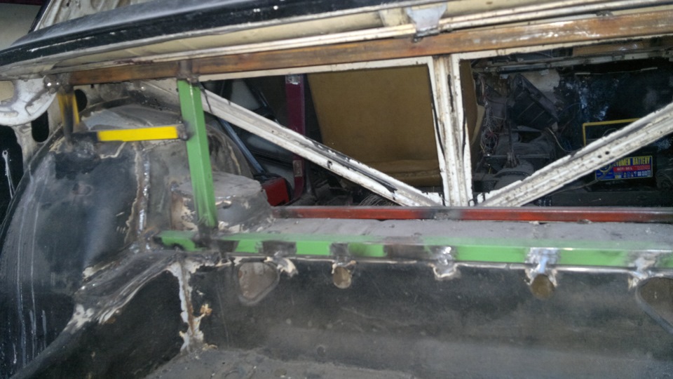 Усиление стаканов и площадки под 2 АКБ 90А/Ч — Lada 21063, 1,6 л, 1986 ...