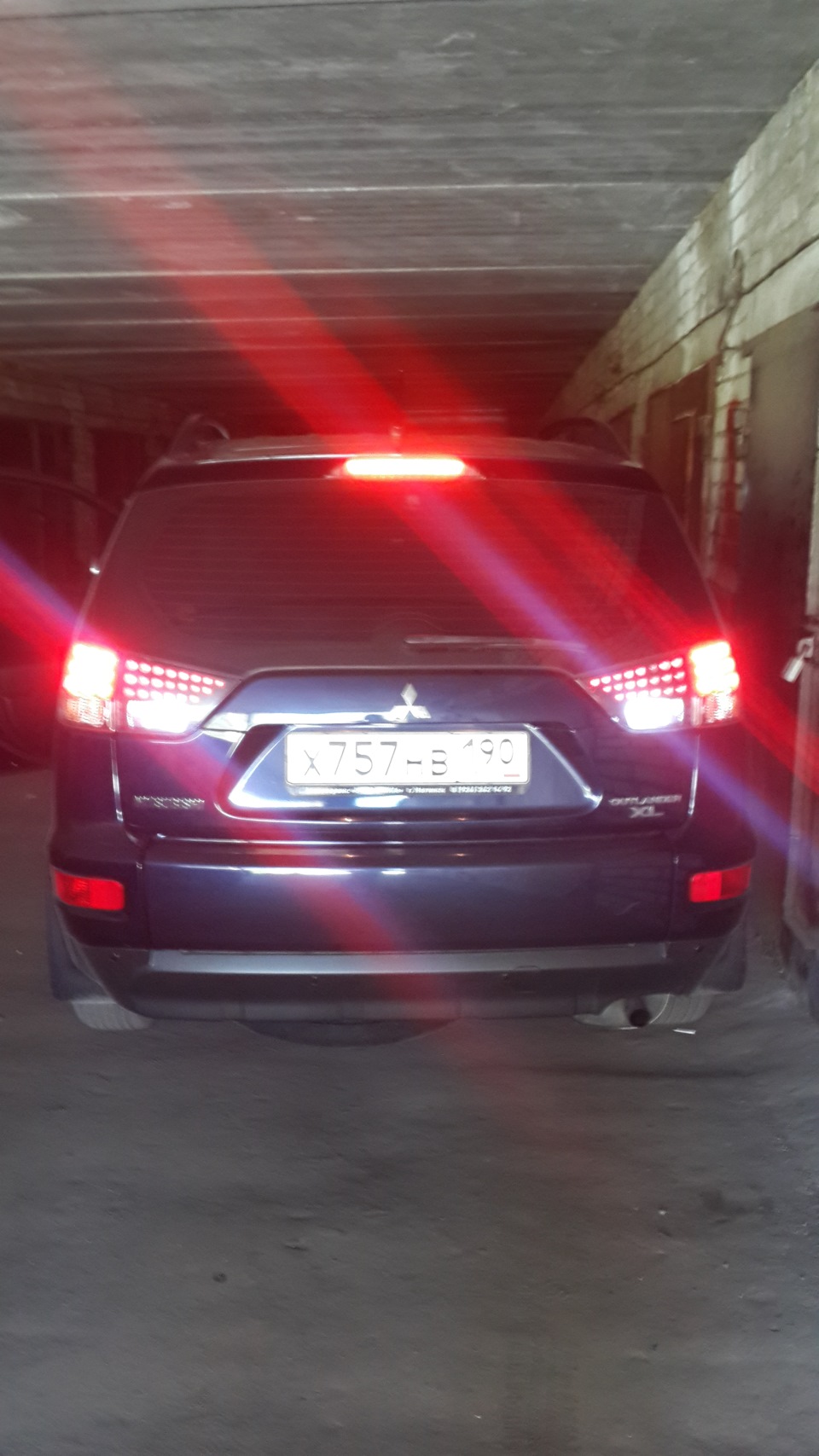вопрос по задним фанарям — Mitsubishi Outlander XL, 2 л, 2011 года ...