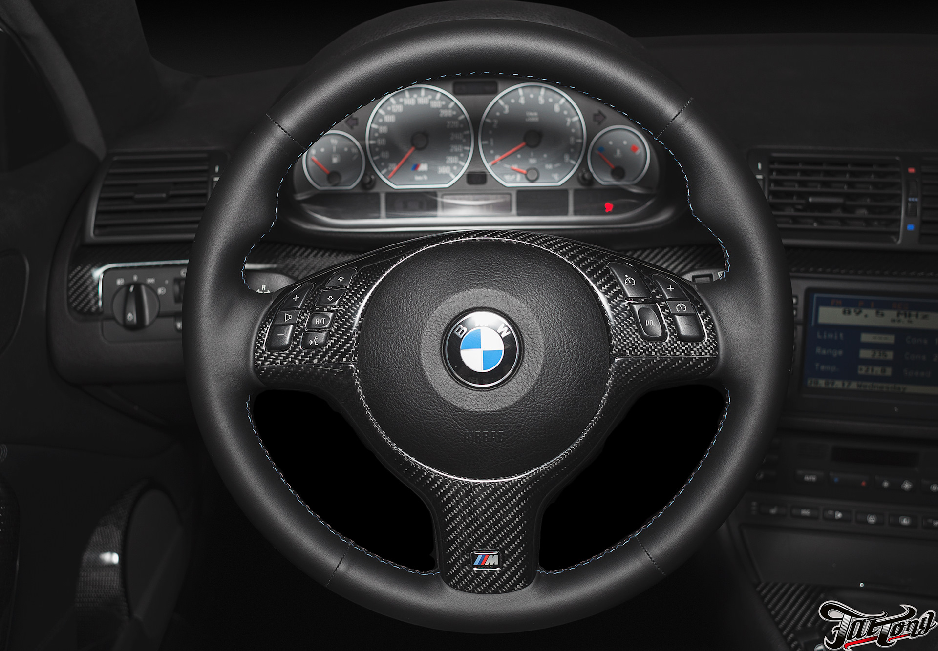 Панель е46. BMW e46 Carbon. БМВ м3 е46 карбон. Руль на BMW e46 карбон. BMW e46 Carbon Interior.