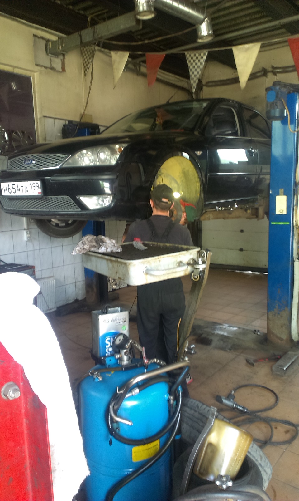 жрет резину. — Ford Mondeo III, 2 л, 2006 года | визит на сервис | DRIVE2