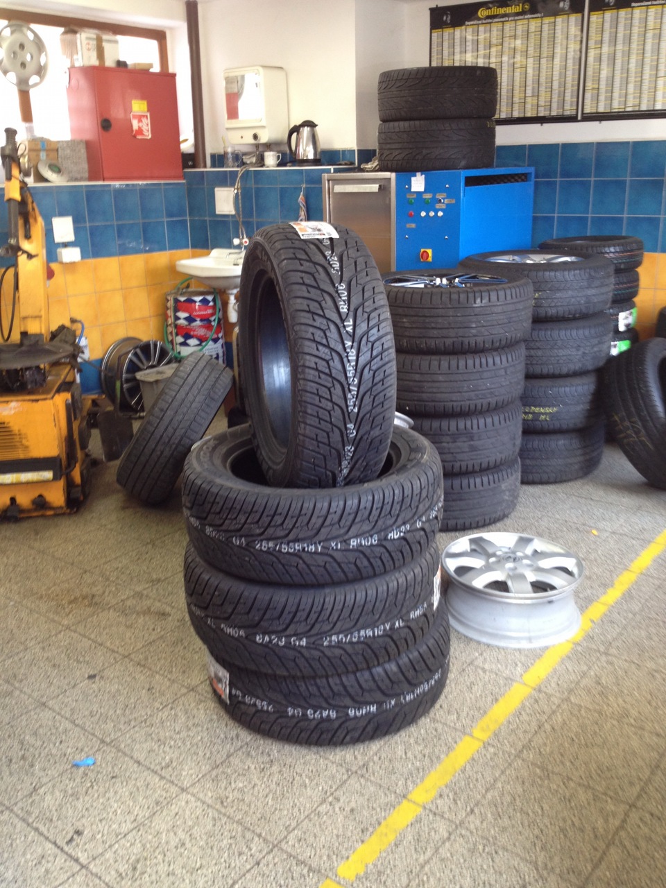 255 55 r18. Hankook 255/55 r18. 255/55 18 Volvo.