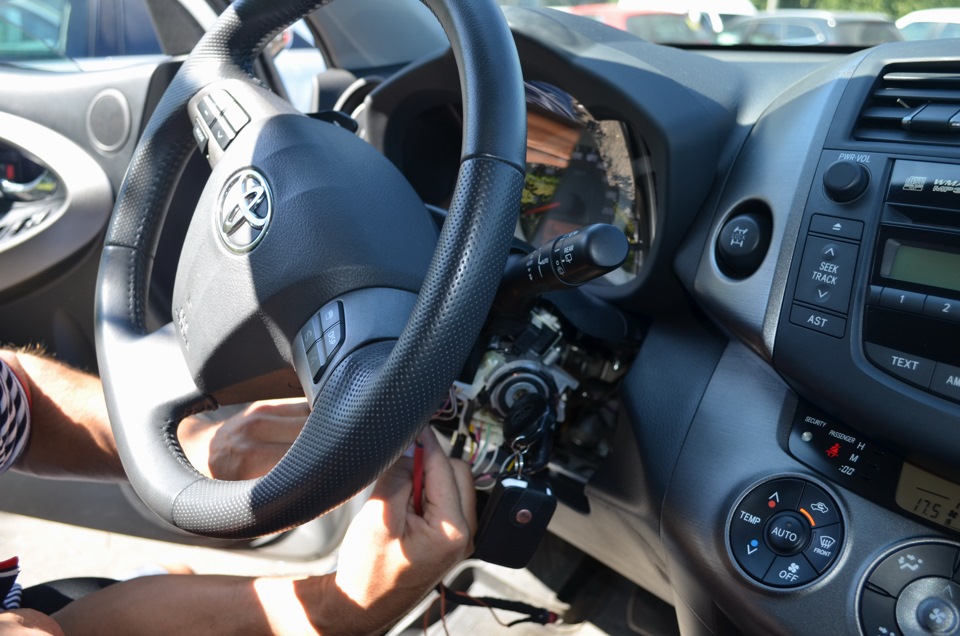 Тройное мигание поворотников одним касанием — Toyota RAV4 (III), 2 л ...