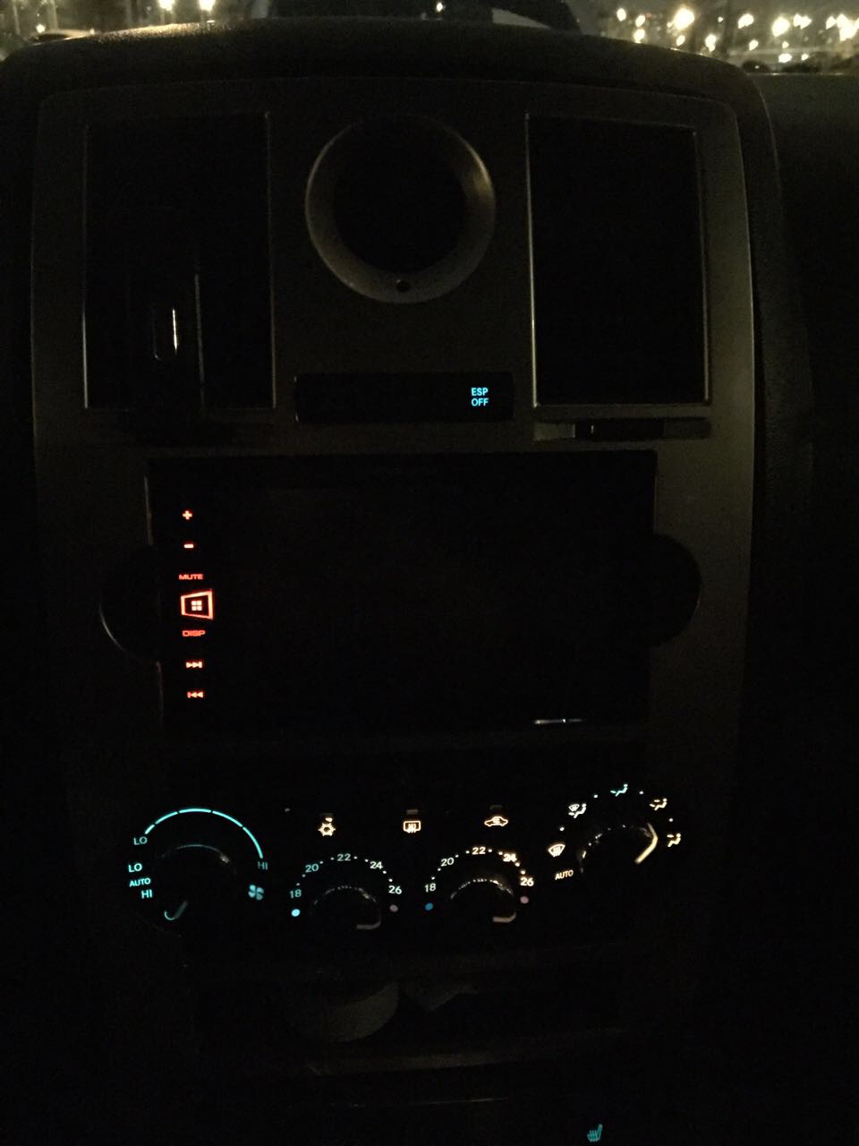 Перепайка диодов центральной панели — Chrysler 300 (300C) (1G), 5,7 л ...