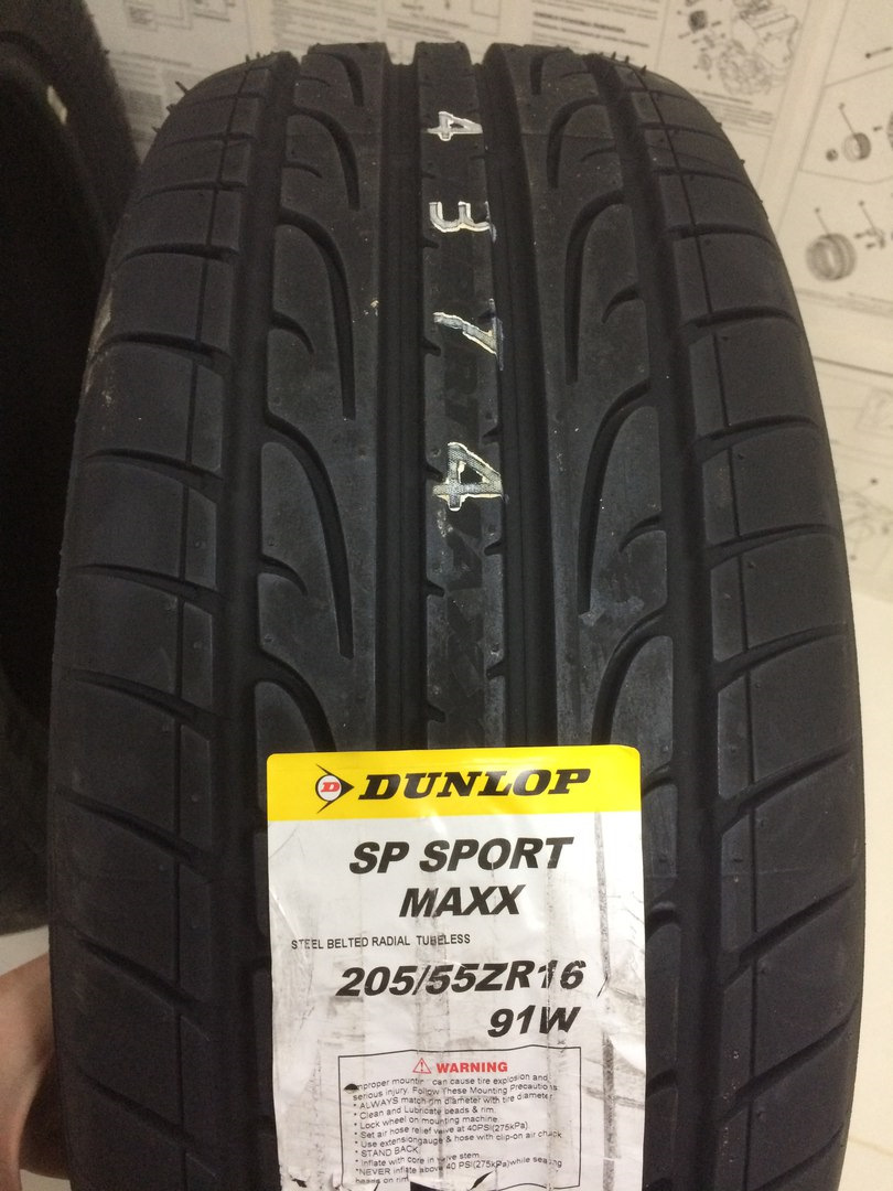 Dunlop maxx. Dunlop SP Sport Maxx 205/55 r16. Dunlop Sport Maxx 205/55 r16 91w. Dunlop Sport Maxx 205/55 r16 летняя SP 91w. Dunlop SP Sport Maxx 205/55 zr16.