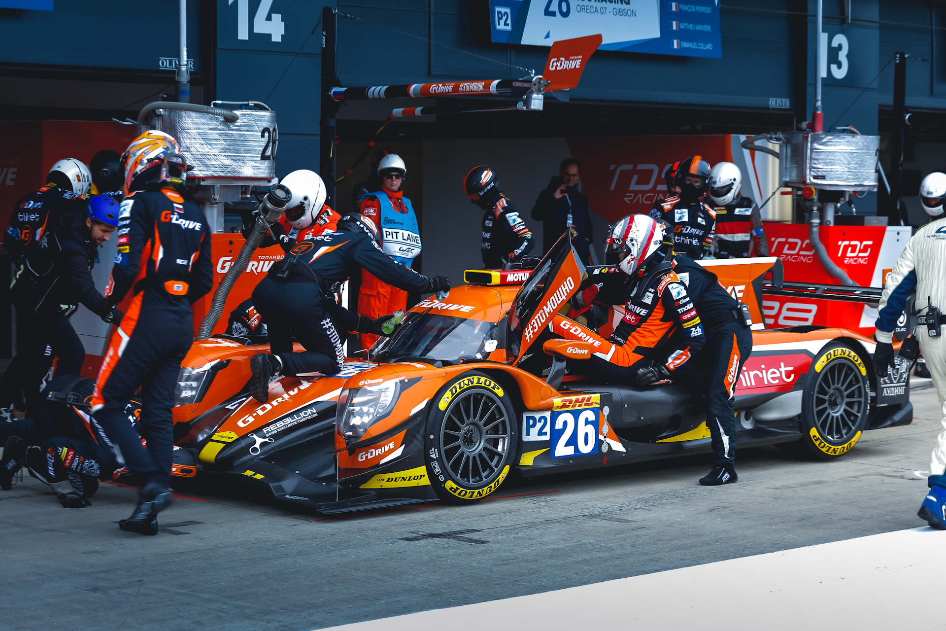 Gdrive. Lmp2 g-Drive. G Drive Racing. Команда g Drive. G-Drive Racing команда.