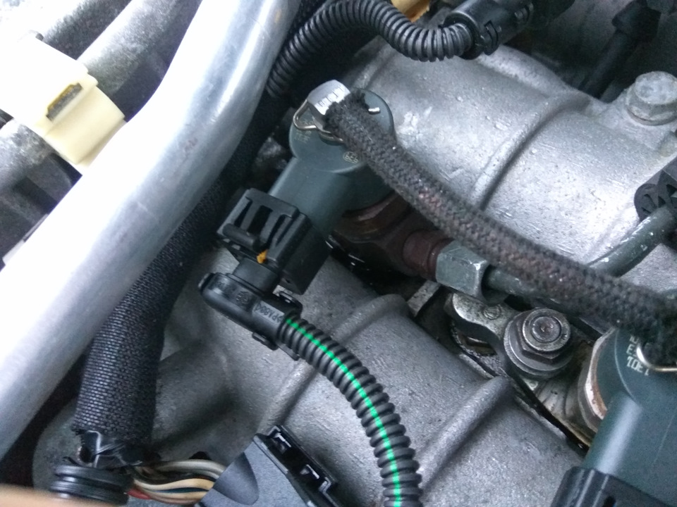 Течь форсунки — Alfa Romeo 159 Sportwagon, 2,4 л, 2006 года | своими ...