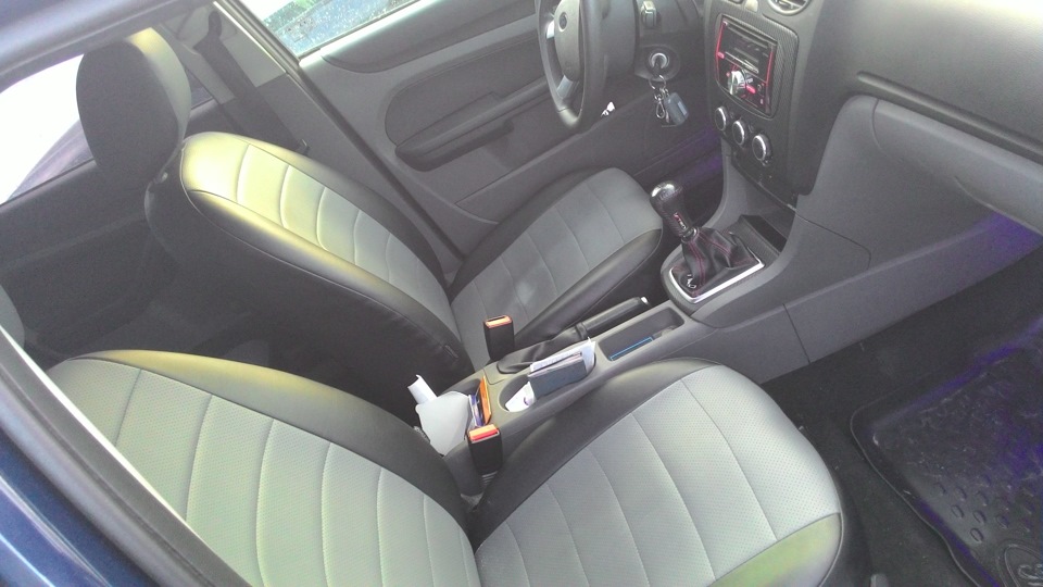 Чехлы с перфорацией — Ford Focus Sedan II, 1,6 л, 2008 года | стайлинг ...