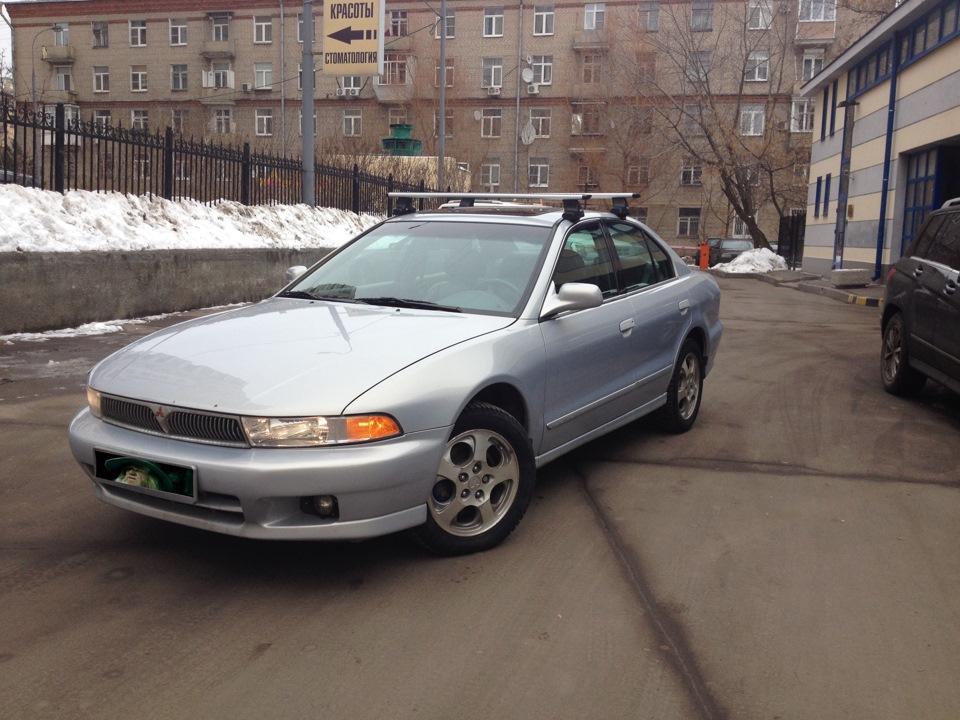 Охапка дров, капот готов! — Mitsubishi Galant (8G), 2,4 л, 1999 года ...