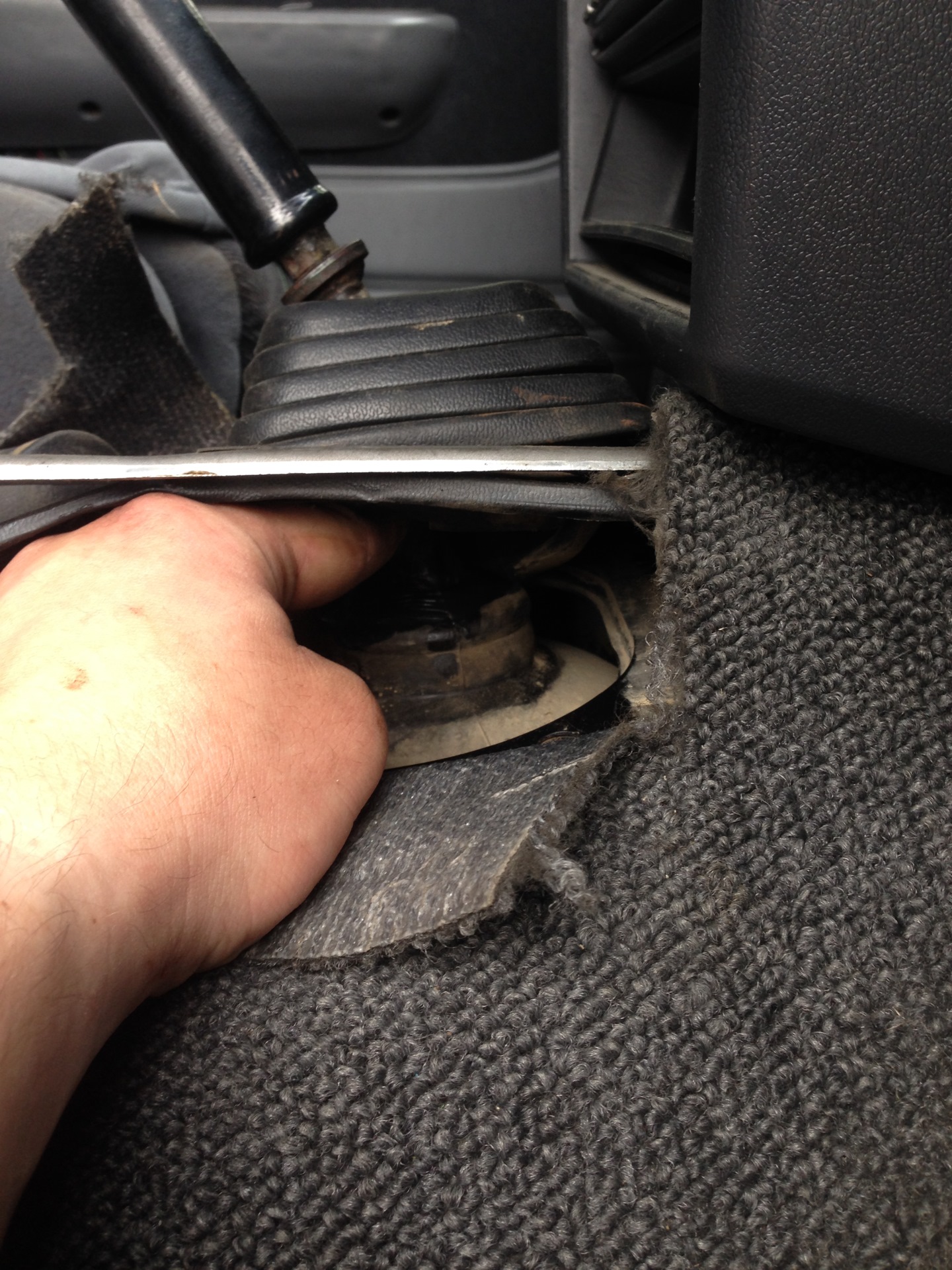 Снятие бампера гранд старекс. Клапанная крышка hyundai d4. Гбц гранд старекс дизель 2008. Фото 1 комнатных квартир без ремонта. Хонда цивик 2012 лампа ближнего света.